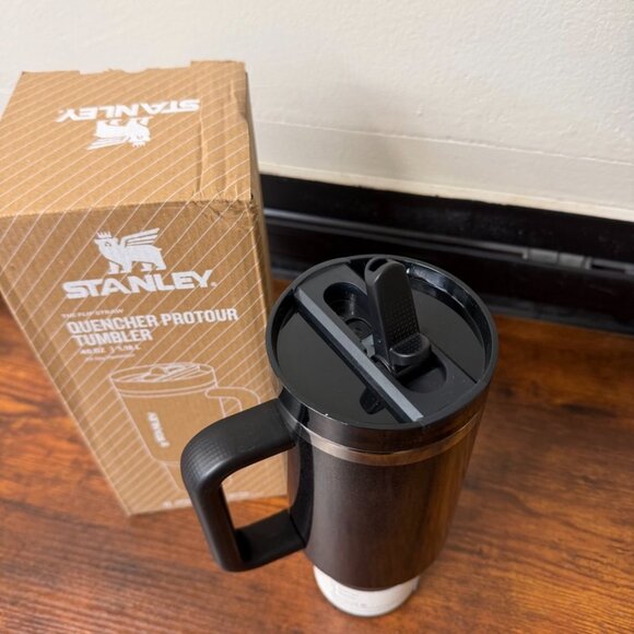 Stanley Midnight Glitz Quencher Protour Tumbler - Picture 3 of 6